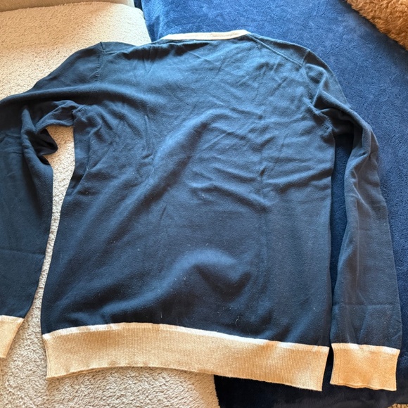 Hugo Boss Sweater - Picture 3 of 4